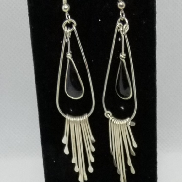 Lot of 3 Modern Pieces - Picture 6 of 8